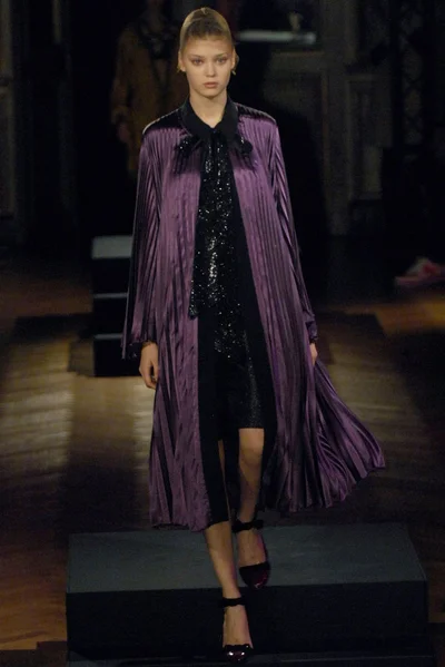 Look 32